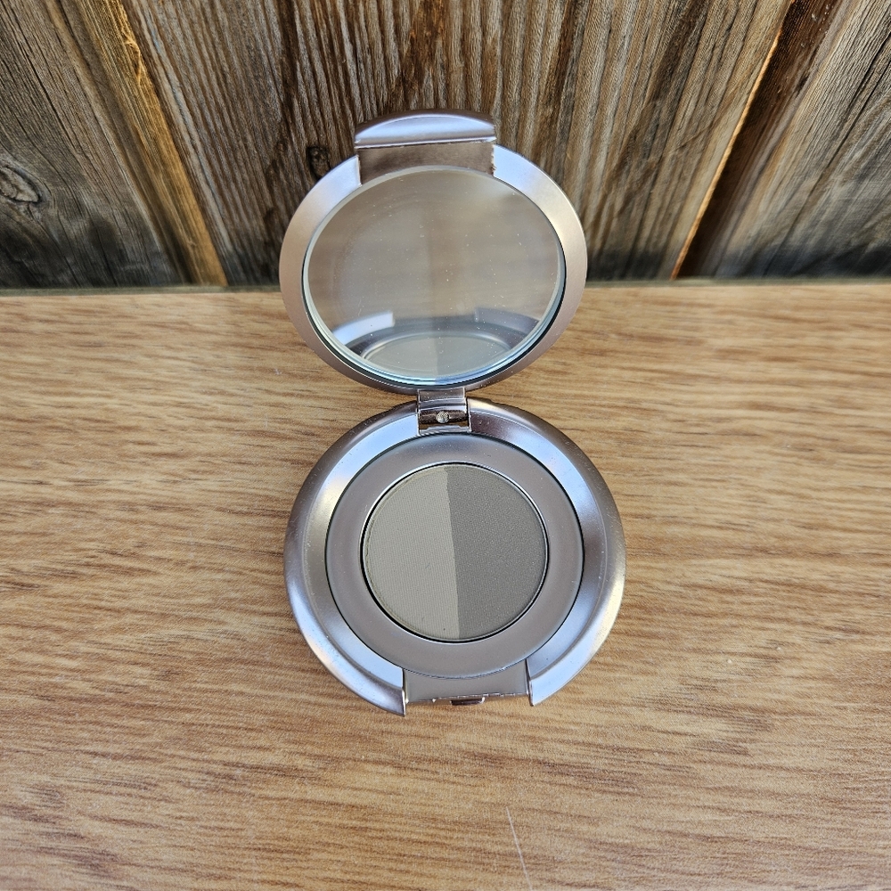 Anastasia Beverly Hills Medium Ash/ Medium Brown - Picture 8 of 16